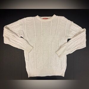 Northern Isles white cable-knit crewneck sweater size large
